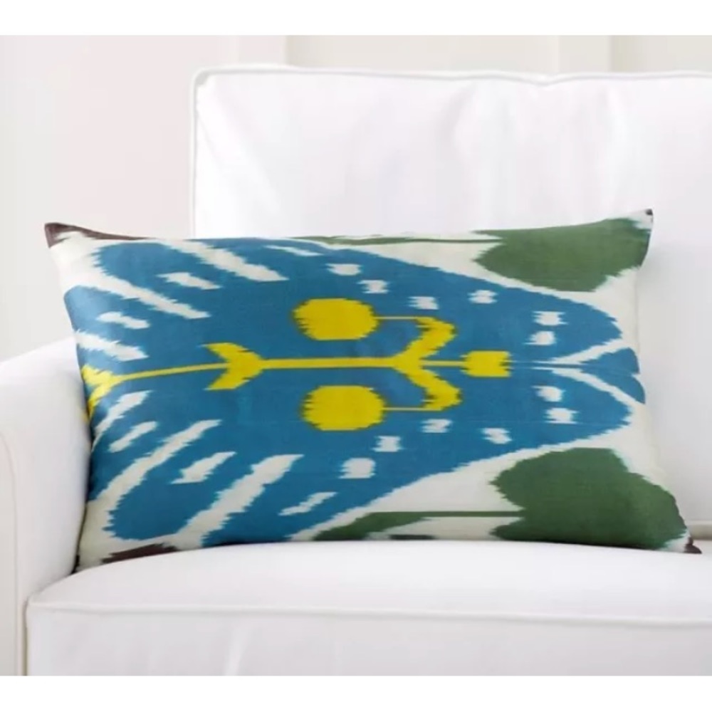 Pottery Barn Aria Ikat Kilim Lumber Pillow Cover